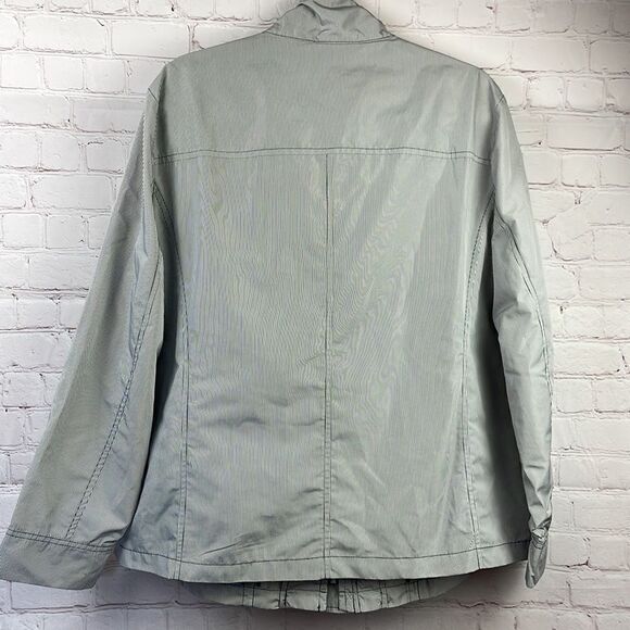 Alia. Black and white pin striped lightweight jacket/windbreaker.  Women's 18 - Picture 9 of 10